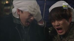 Kill.Me.Heal.Me.E14.150219.HDTV.H264.450p-LIMO.avi_000573576