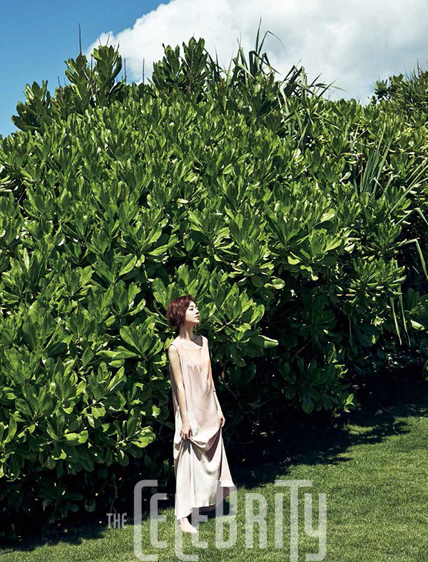 baekjinhee+thecelebrity+mar15+4