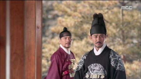 Hwajung.E01.150413.HDTV.XviD-LIMO.avi_20150414_013046.148