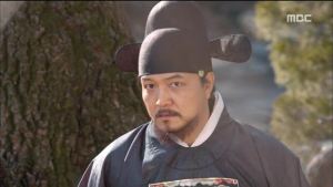 Hwajung.E01.150413.HDTV.XviD-LIMO.avi_20150414_015138.806