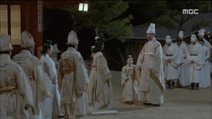 Hwajung.E02.150414.HDTV.XviD-LIMO.avi_20150415_065503.336