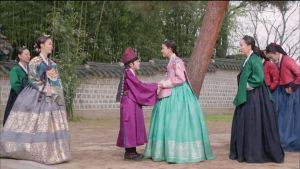 Hwajung.E03.150420.HDTV.XviD-LIMO.avi_20150421_062906.042