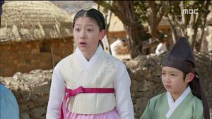 Hwajung.E03.150420.HDTV.XviD-LIMO.avi_20150421_064746.718