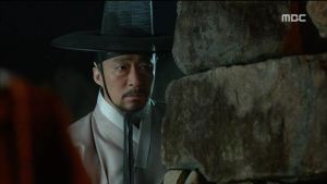 Hwajung.E04.150421.HDTV.XviD-LIMO.avi_20150422_180512.740