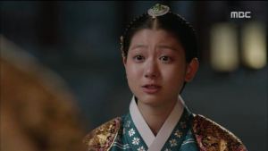 Hwajung.E04.150421.HDTV.XviD-LIMO.avi_20150422_182314.363