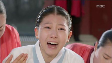 Hwajung.E04.150421.HDTV.XviD-LIMO.avi_20150422_182951.134