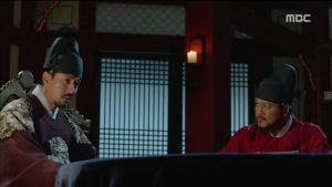 Hwajung.E05.150427.HDTV.XviD-LIMO.avi_20150428_231034.383