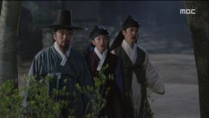 Hwajung.E05.150427.HDTV.XviD-LIMO.avi_20150428_231321.149