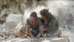 Hwajung.E06.150428.HDTV.XviD-LIMO.avi_20150504_191021.929