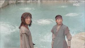 Hwajung.E06.150428.HDTV.XviD-LIMO.avi_20150504_192316.257