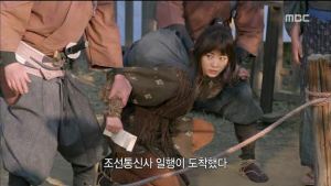 Hwajung.E08.150505.HDTV.XviD-LIMO.avi_20150509_023545.217