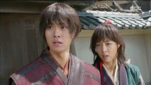 Hwajung.E10.150512.HDTV.XviD-LIMO.avi_20150518_225320.498