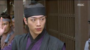 Hwajung.E10.150512.HDTV.XviD-LIMO.avi_20150518_225413.777