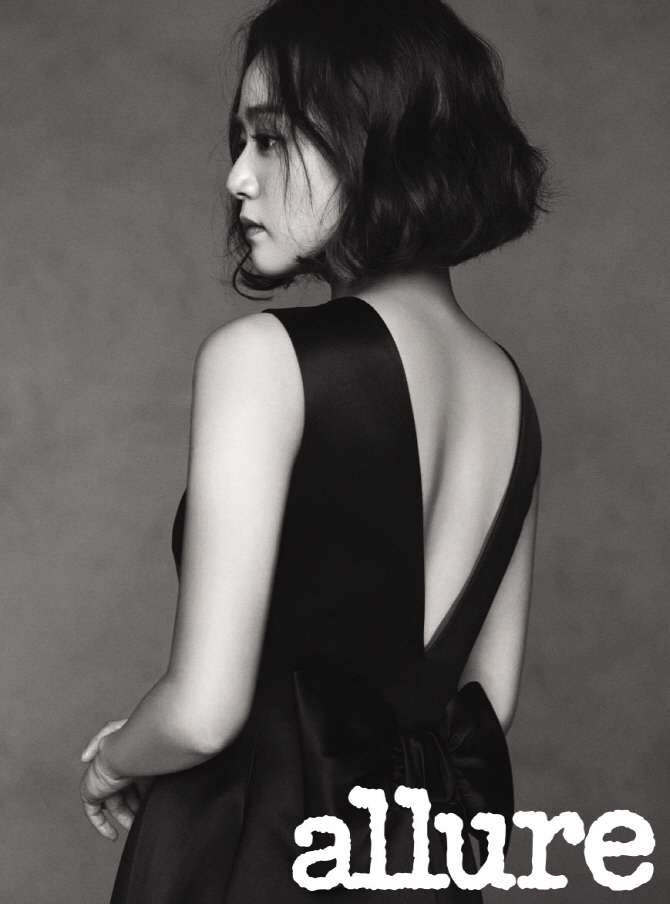 moongeunyoung+allure+oct15_1