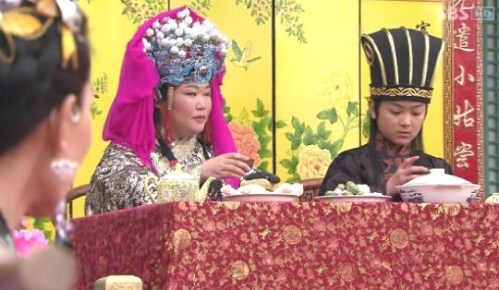 Mo Yanghe in the drama Princess Ja Myung Go was the wife of Nakrang General Wang Kweng. Her husband died and her brother-in-law Wang Hol, who was only in his teens, volunteered to marry his sister-in-law as he respected her as someone who raised him up. 